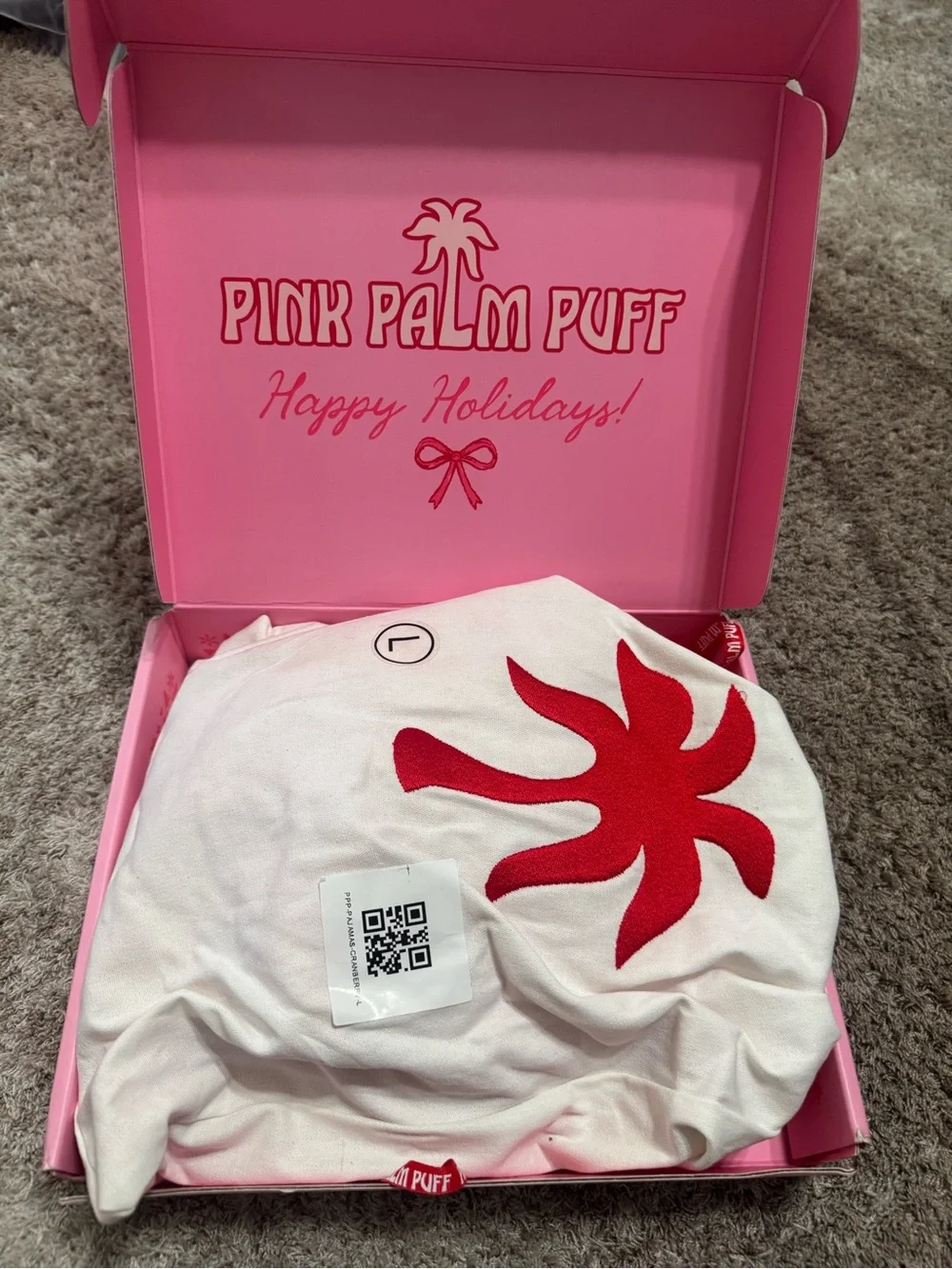 Pink palm puff holiday pjs - Picture 5 of 7